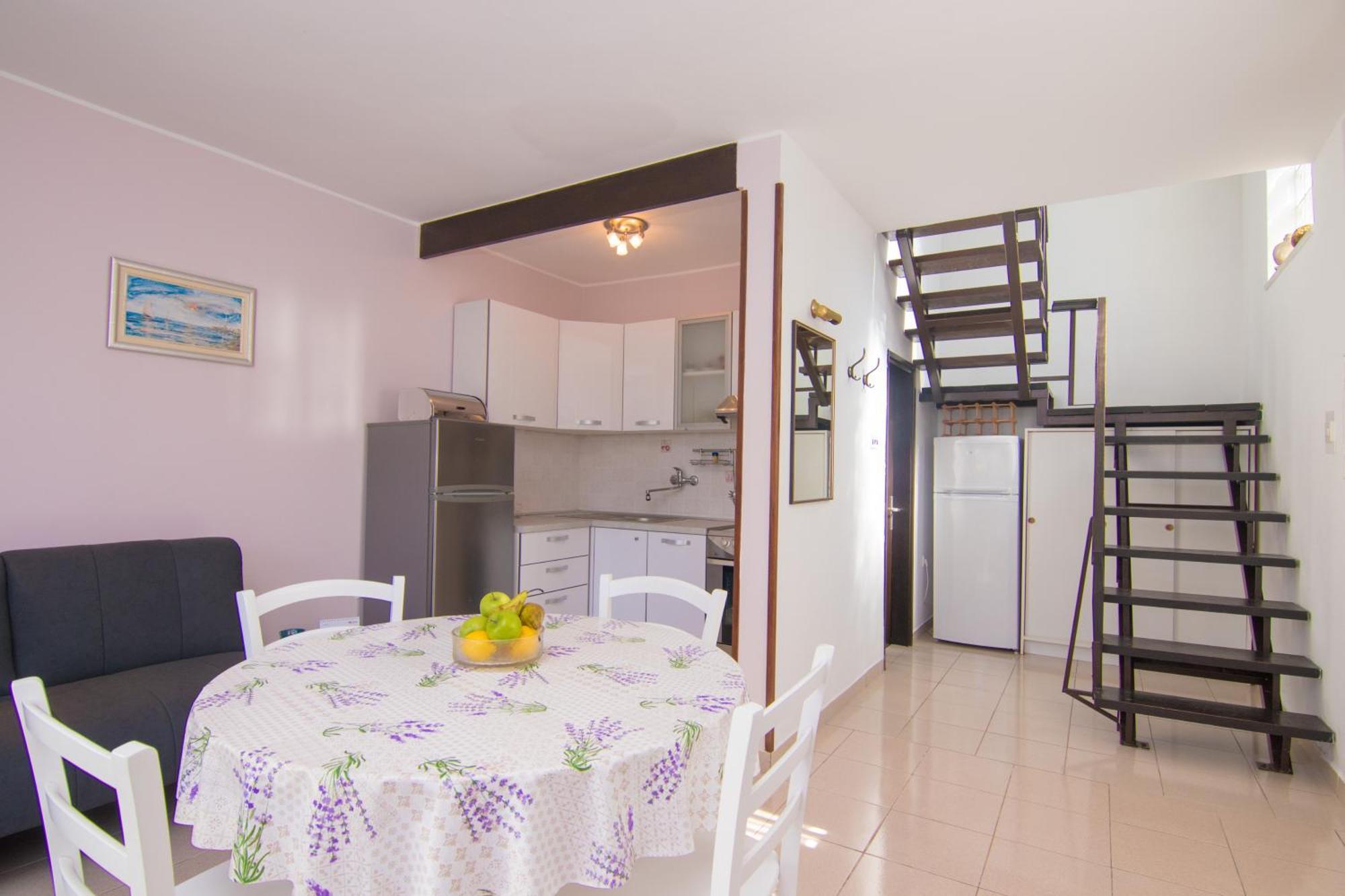 Holiday House Ingrid Malinska Zewnętrze zdjęcie
