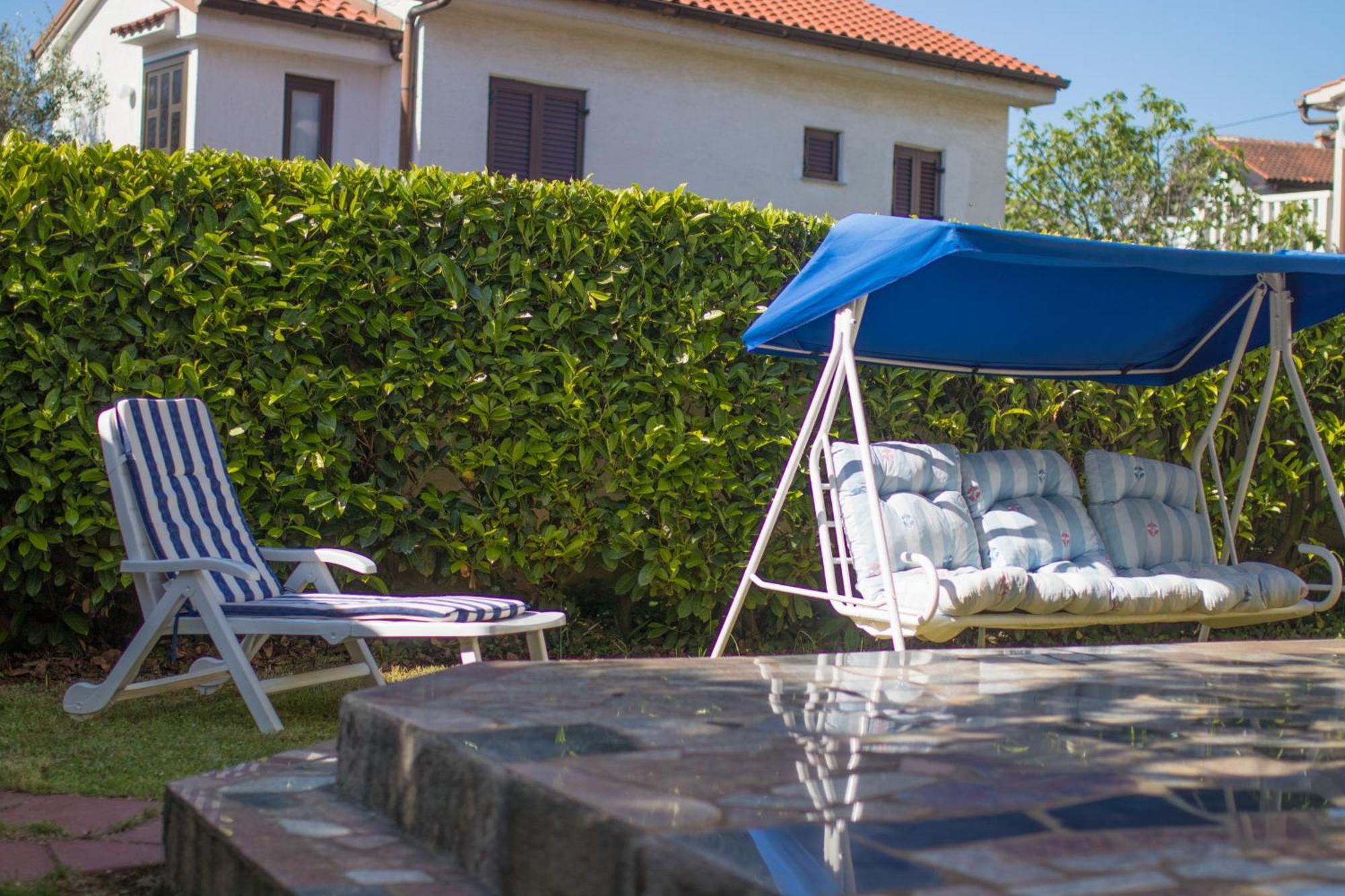 Holiday House Ingrid Malinska Zewnętrze zdjęcie